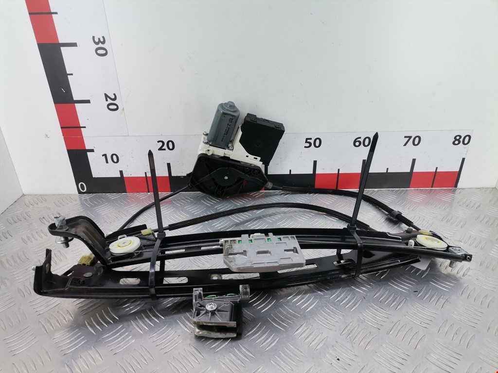 Стеклоподъемник передний левый VOLKSWAGEN Passat CC 2008-2017