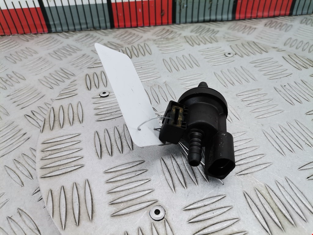 Клапан вентиляции топливного бака AUDI A6 C6 2004-2010