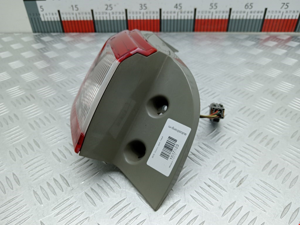 Фонарь задний левый MITSUBISHI Colt Z3 2003-2012