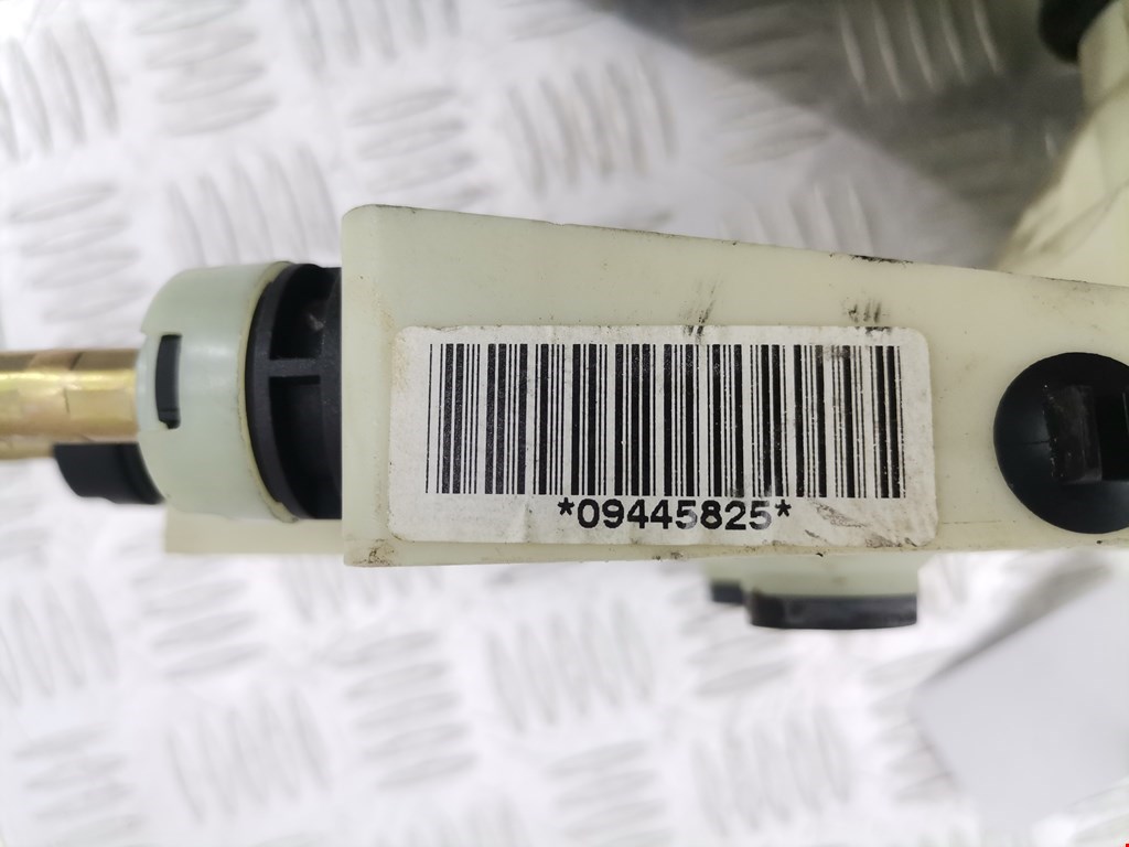 Кулиса (селектор) АКПП/МКПП в салоне VOLVO V70 II 2000-2007