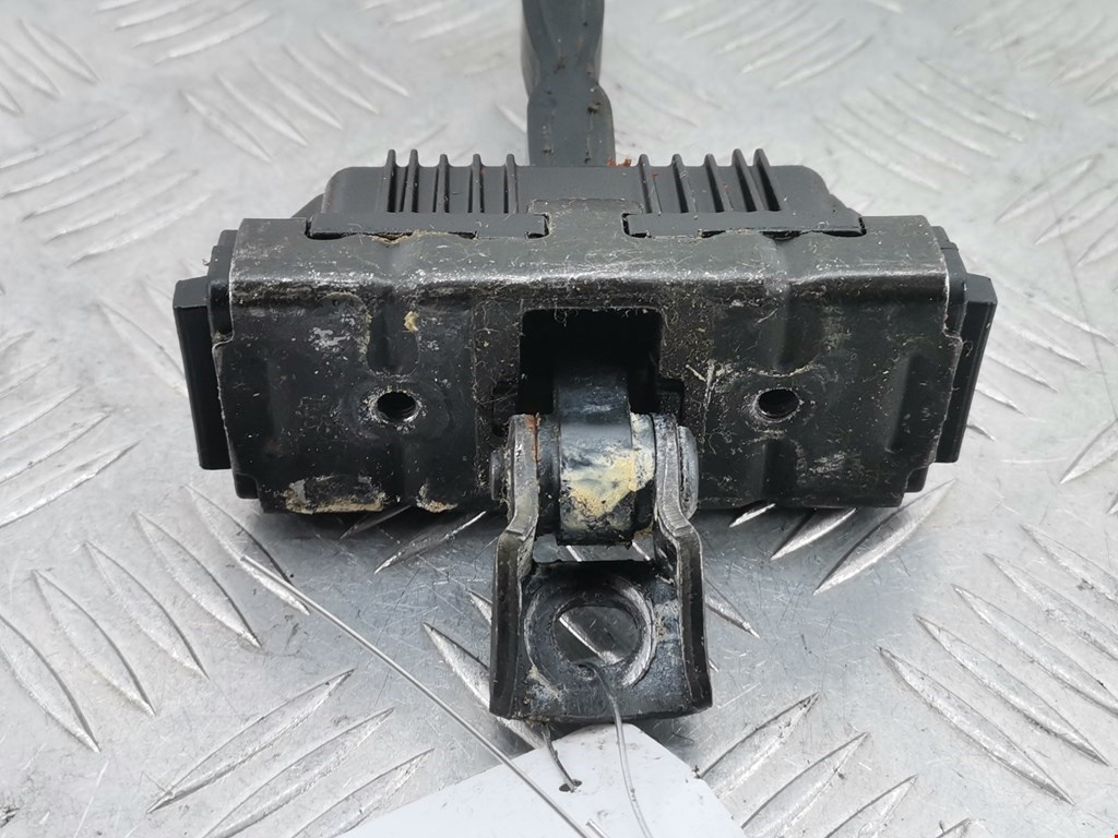 Ограничитель открывания двери BMW X5 E53 1999-2006