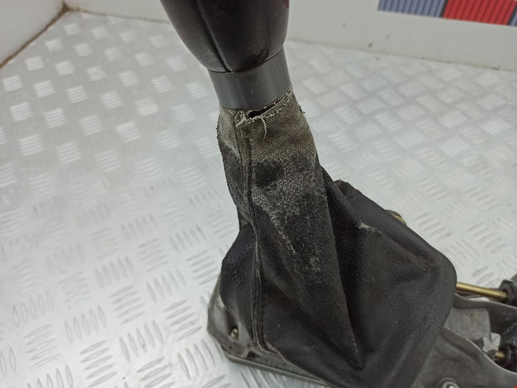 Кулиса (селектор) АКПП/МКПП в салоне SEAT Alhambra 1996-2010