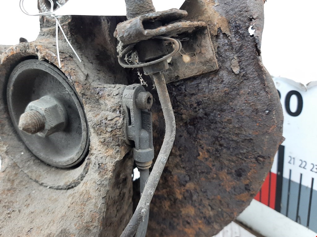 Ступица задняя левая SEAT Alhambra 1996-2010