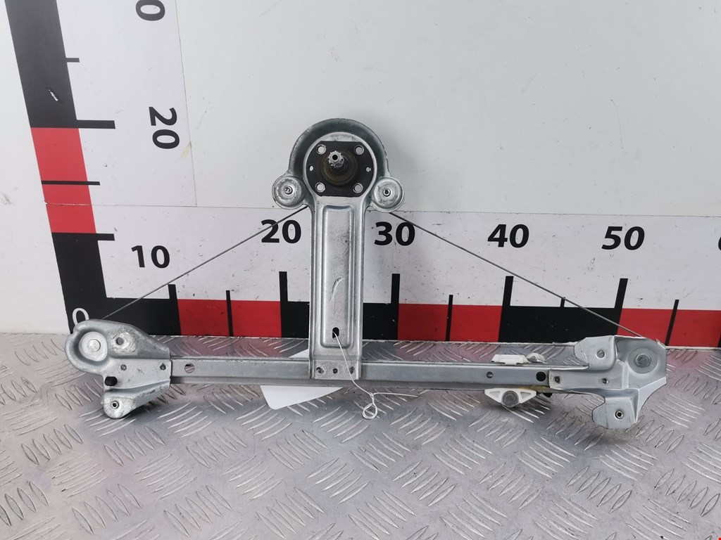 Стеклоподъемник задний правый OPEL Astra H/Family 2004-2015