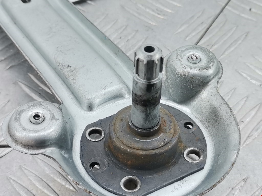 Стеклоподъемник задний правый OPEL Astra H/Family 2004-2015