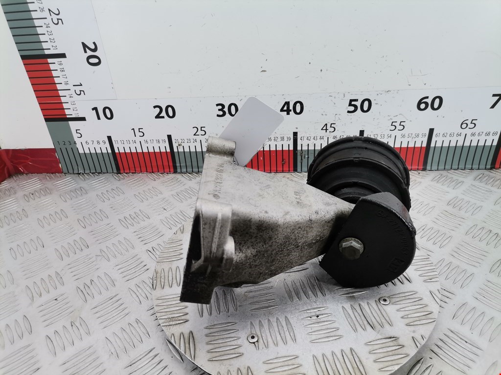 Кронштейн (крепление лапа) двигателя Mercedes CLC-Class (CL203) (2008-2011)