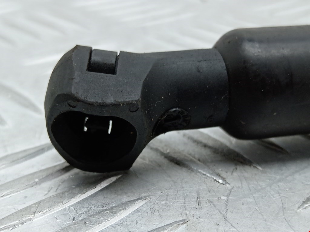 Амортизатор крышки (двери) багажника PEUGEOT 207 2006-2015