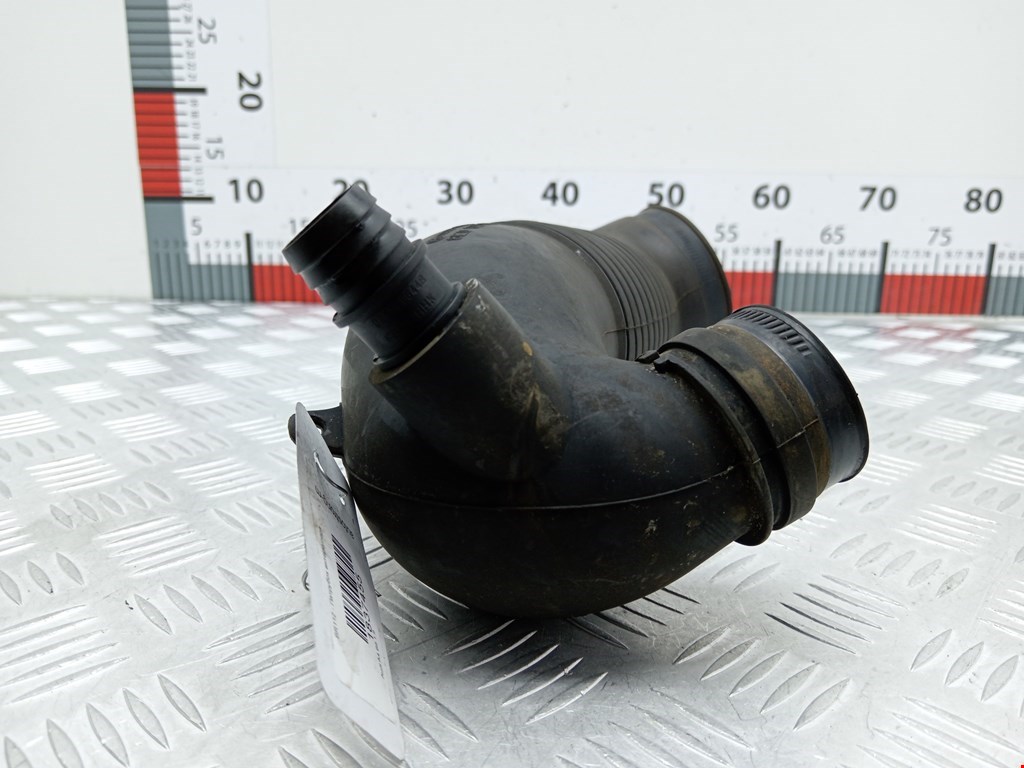 Патрубок интеркулера AUDI A4 B6 2001-2005