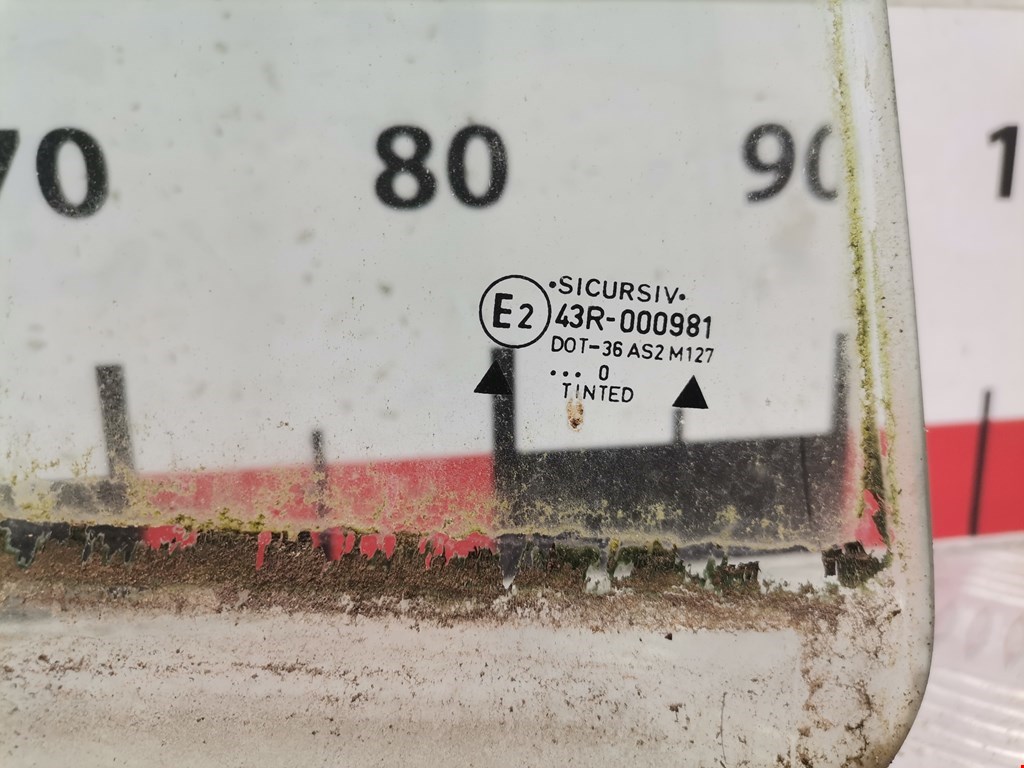 Стекло двери заднее правое SEAT Cordoba 1993-2002