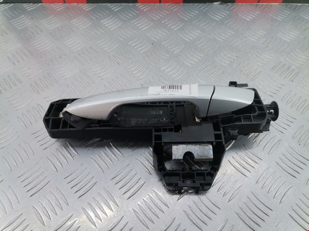 Ручка двери задней наружная левая MERCEDES-BENZ C-Class C-klasse W204 2007-2015