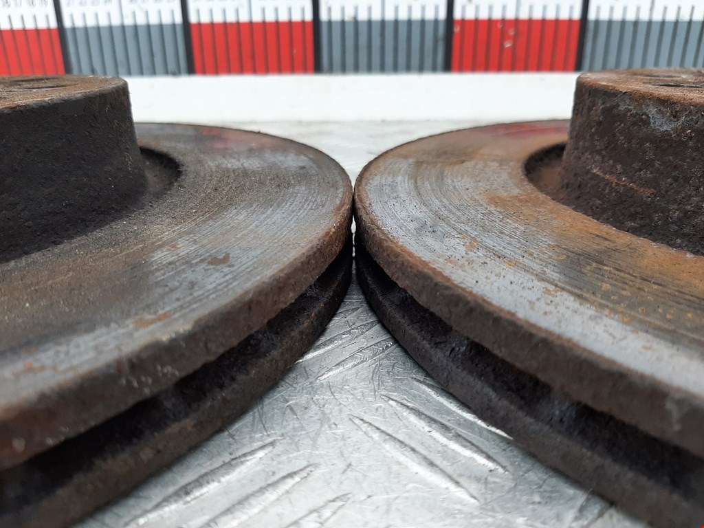 Диск тормозной передний AUDI A3 8P 2003-2013