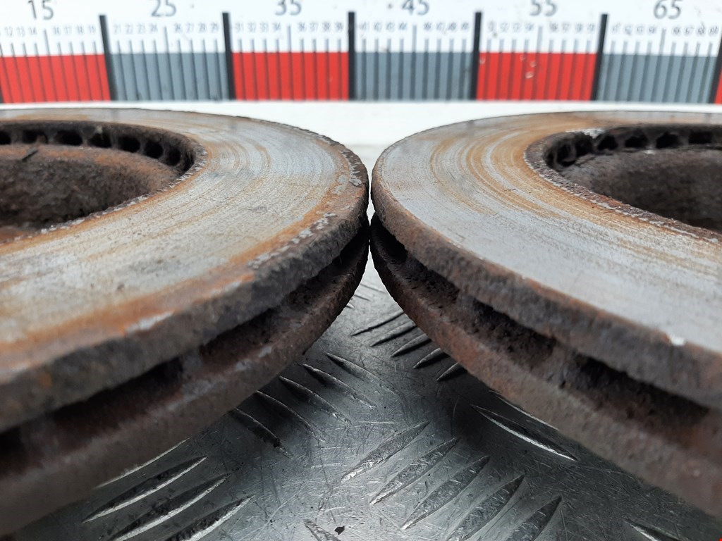 Диск тормозной передний AUDI A3 8P 2003-2013