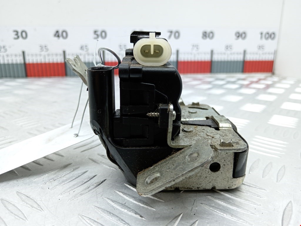 Замок багажника (крышки двери) SMART Forfour W454 2004-2006