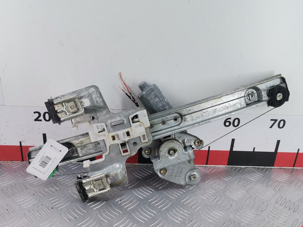 Стеклоподъемник задний левый CHRYSLER 300 C 2004-2010