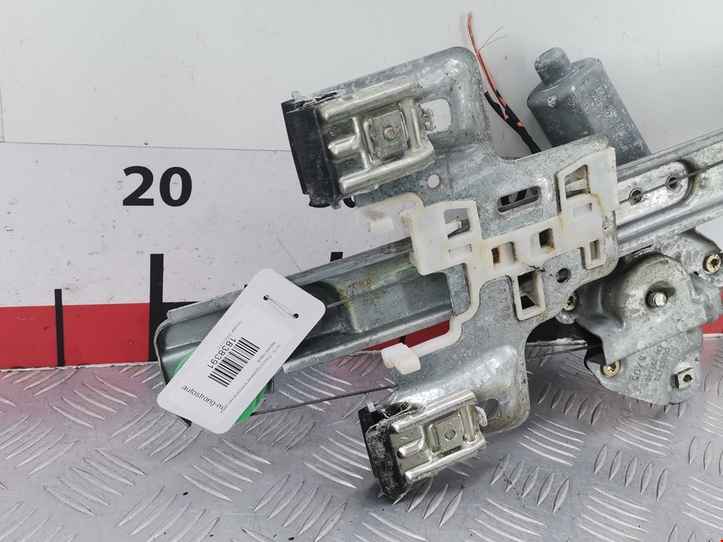 Стеклоподъемник задний левый CHRYSLER 300 C 2004-2010