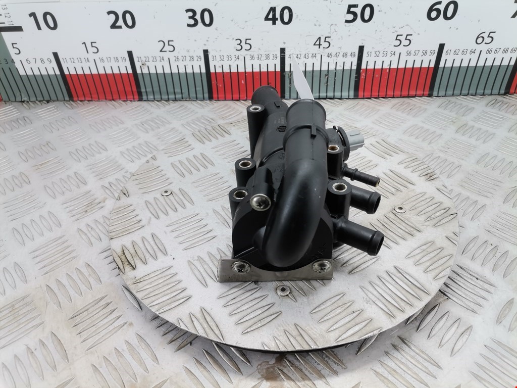 Корпус термостата FORD Fusion 2002-2012