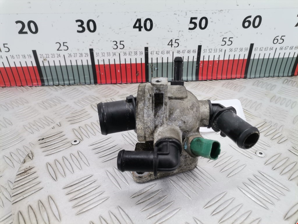 Корпус термостата FIAT Grande Punto 2005-2009