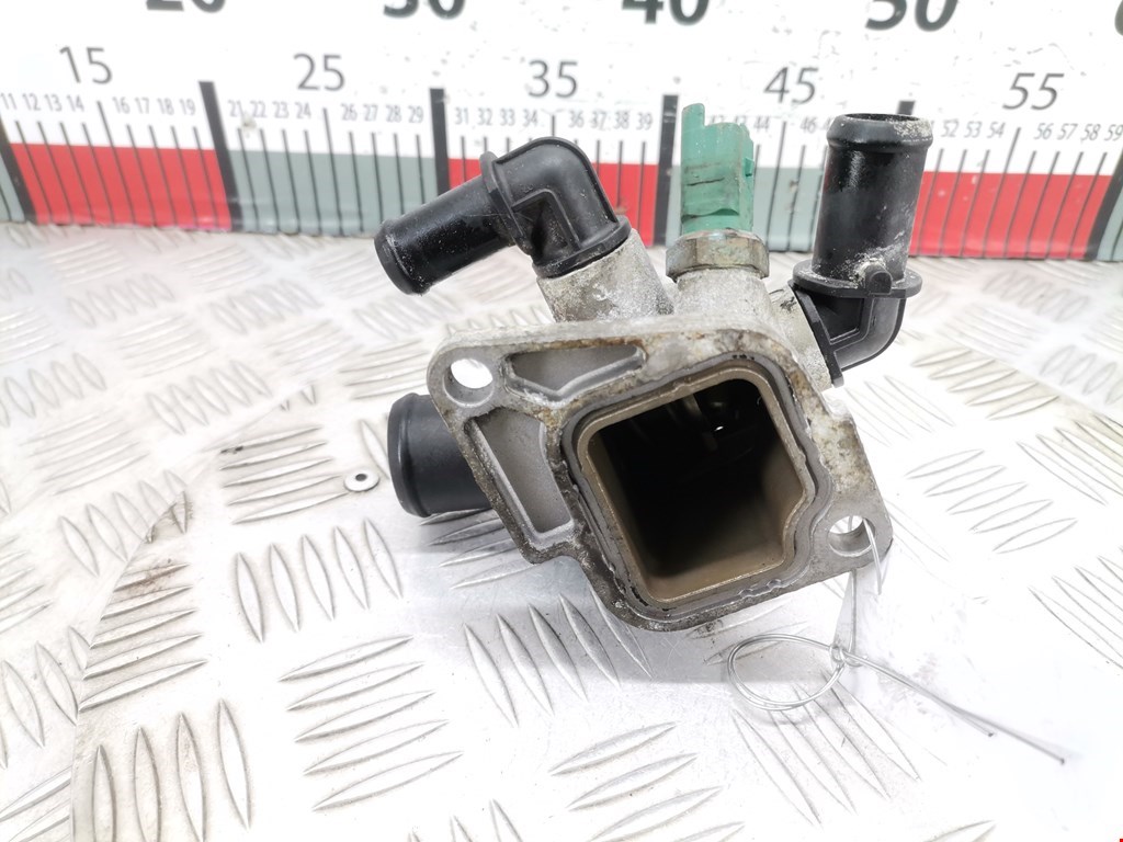 Корпус термостата FIAT Grande Punto 2005-2009