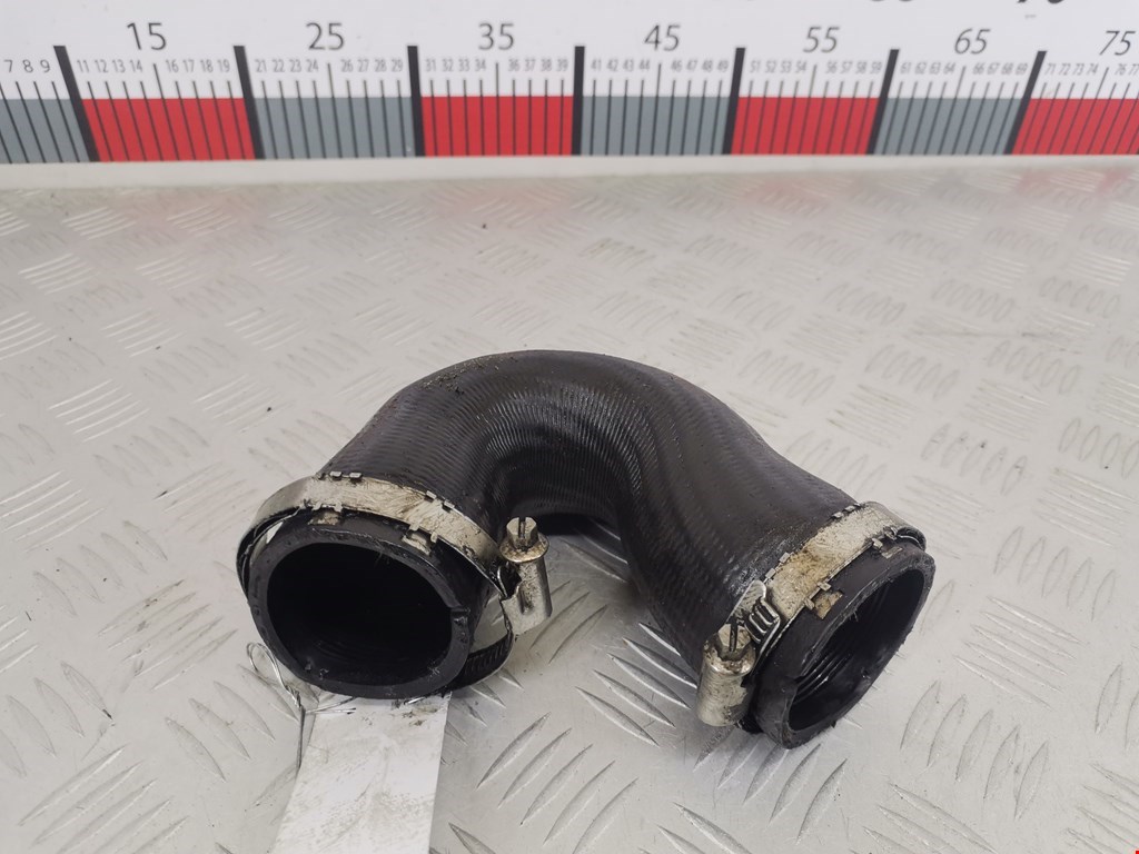 Патрубок интеркулера SKODA Rapid 2012-2020