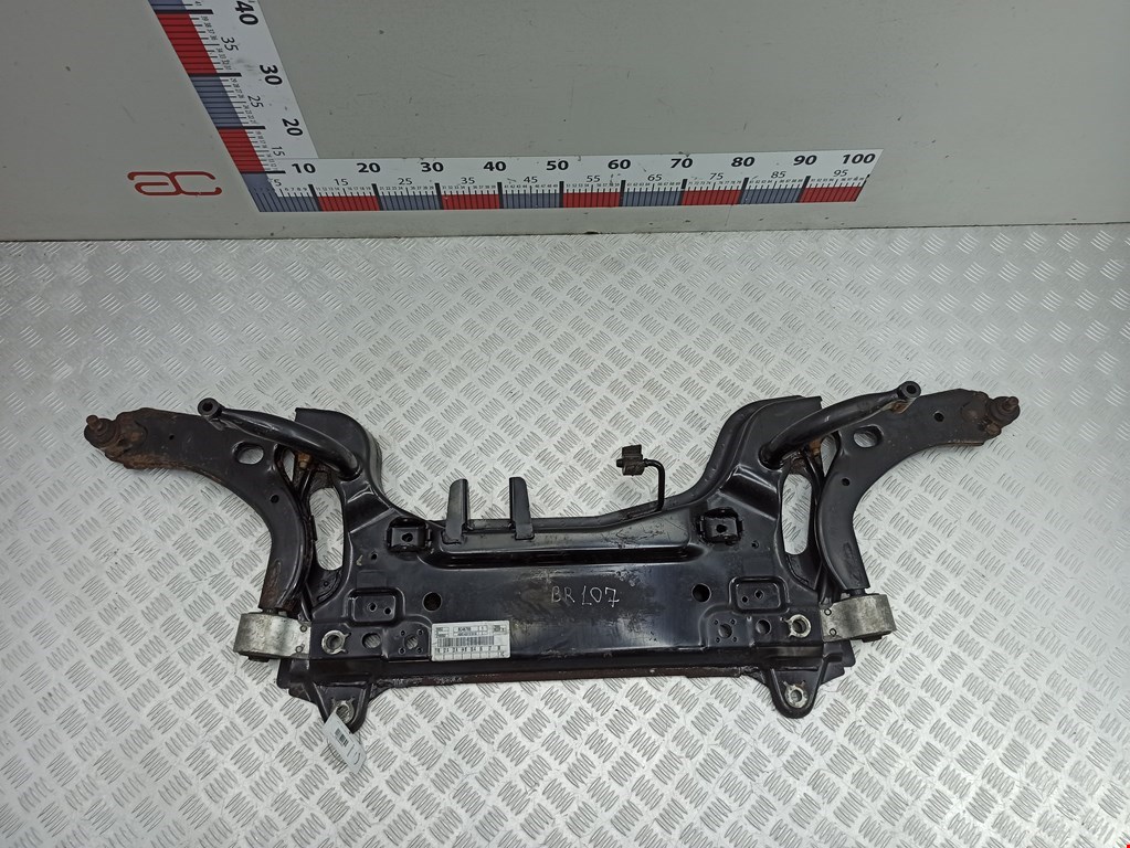 Балка передняя подрамник Ford Fusion (2002-2012)