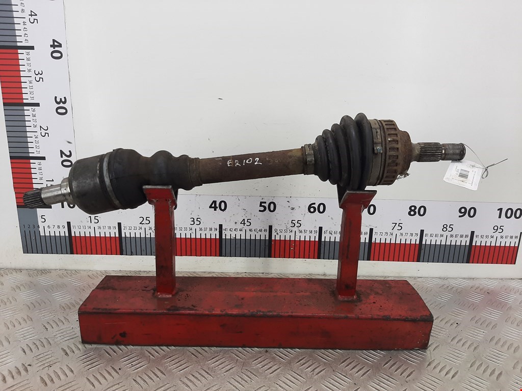 Полуось (привод, приводной вал) передняя левая CITROEN Berlingo 1996-2012