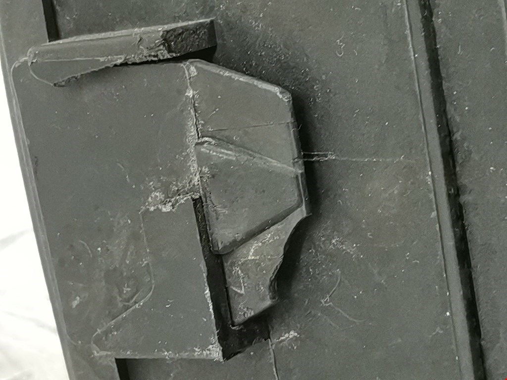 Корпус воздушного фильтра RENAULT Modus 2004-2012