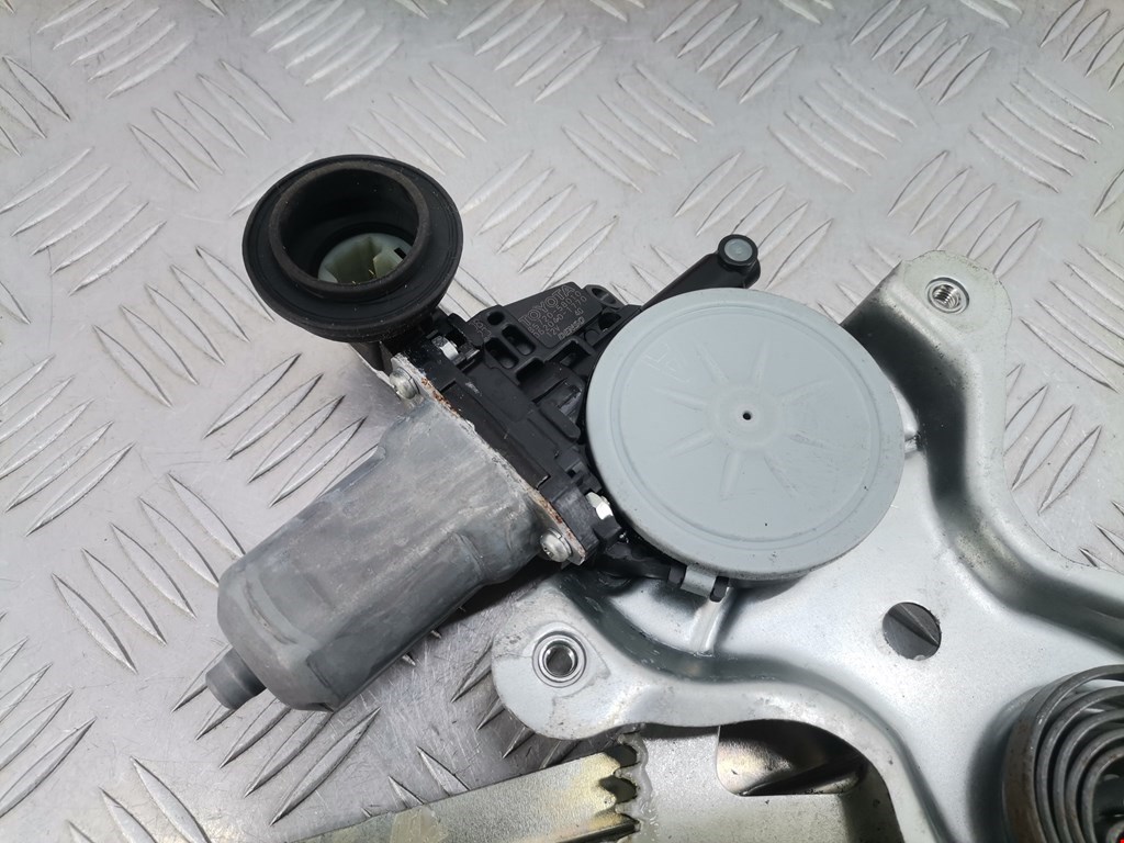 Стеклоподъемник задний левый LEXUS RX 300\330\350\400H 2003-2009