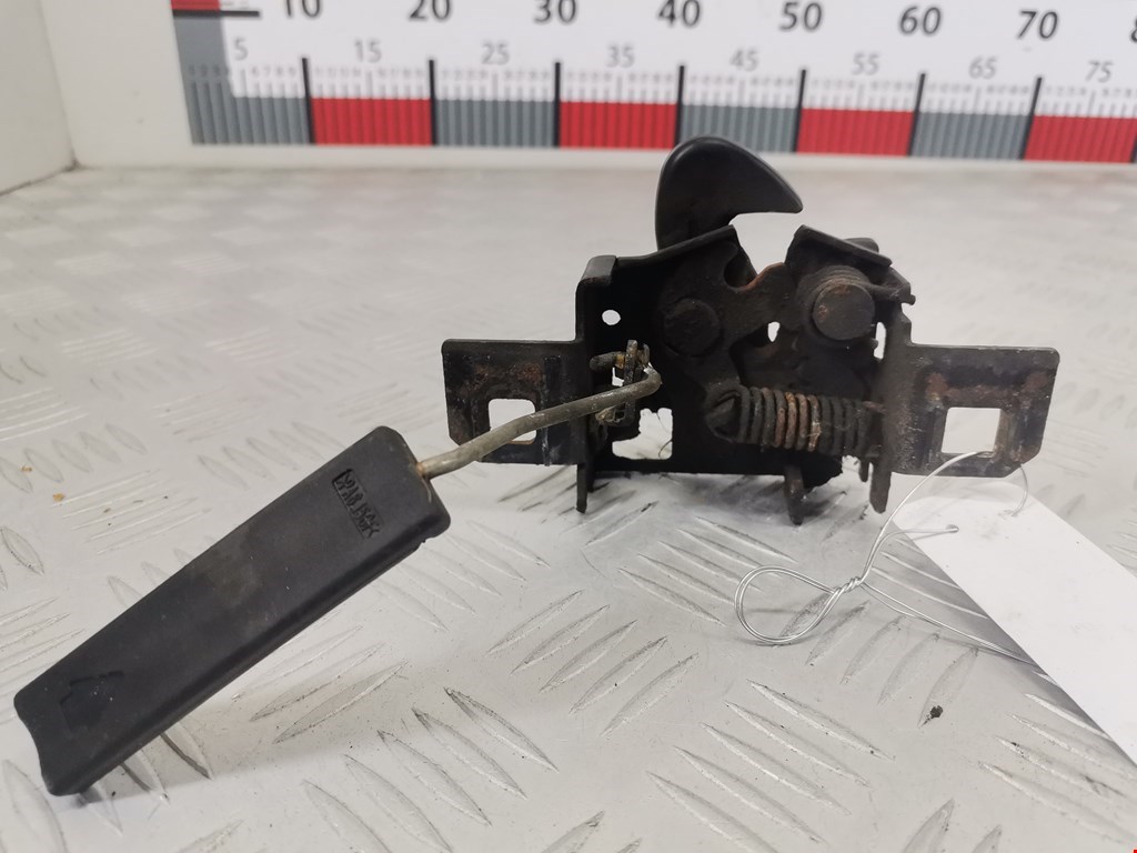 Замок капота SEAT Alhambra 1996-2010