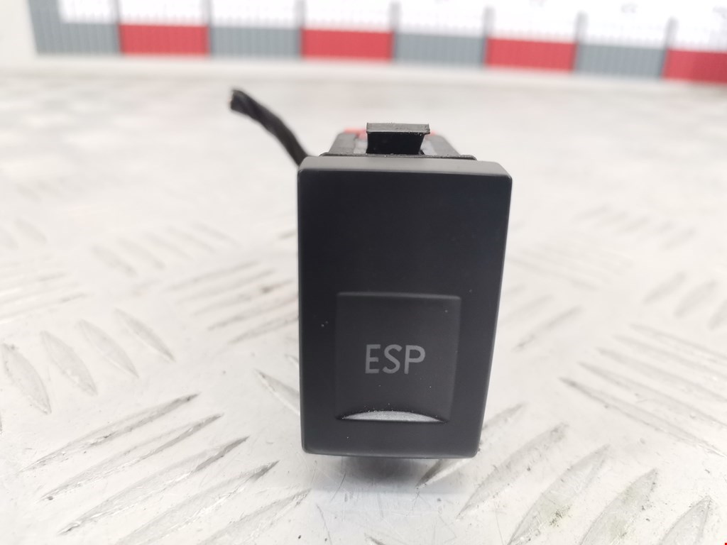 Кнопка антипробуксовочной системы VOLKSWAGEN Beetle A4 1998-2010