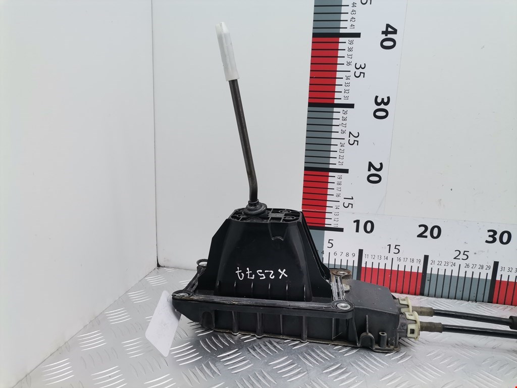 Кулиса (селектор) АКПП/МКПП в салоне NISSAN Micra K12 2003-2010