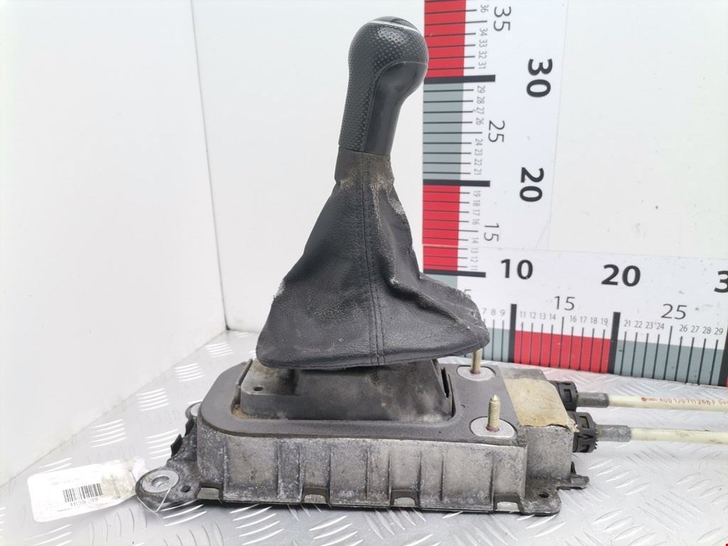 Кулиса (селектор) АКПП/МКПП в салоне NISSAN Micra K12 2003-2010