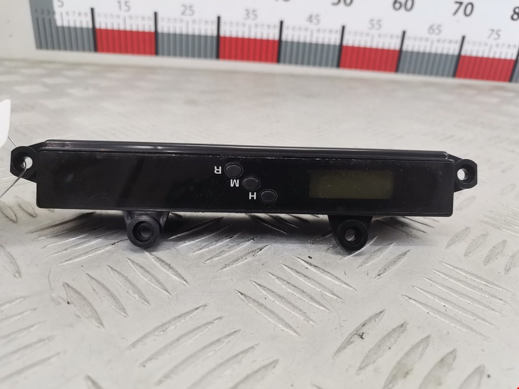 Часы KIA Rio II 2005-2011