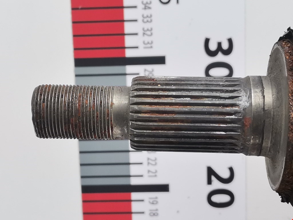 Полуось (привод, приводной вал) передняя левая PORSCHE Cayenne 955/957 2002-2010