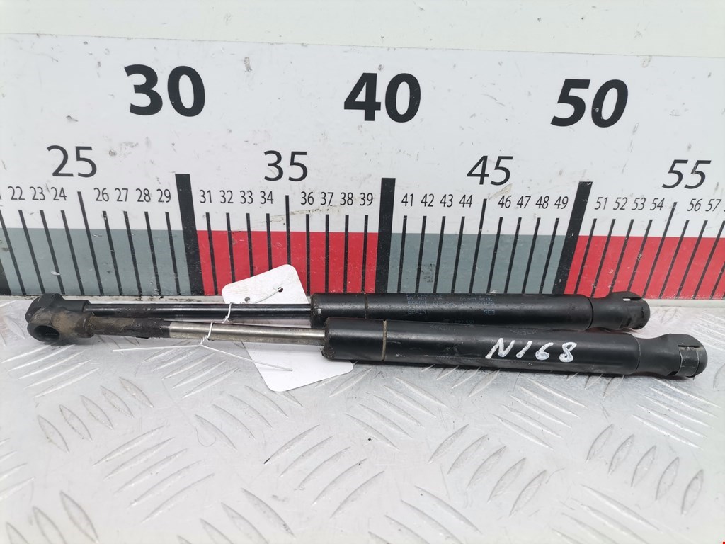 Амортизатор крышки (двери) багажника SEAT Cordoba 2002-2009