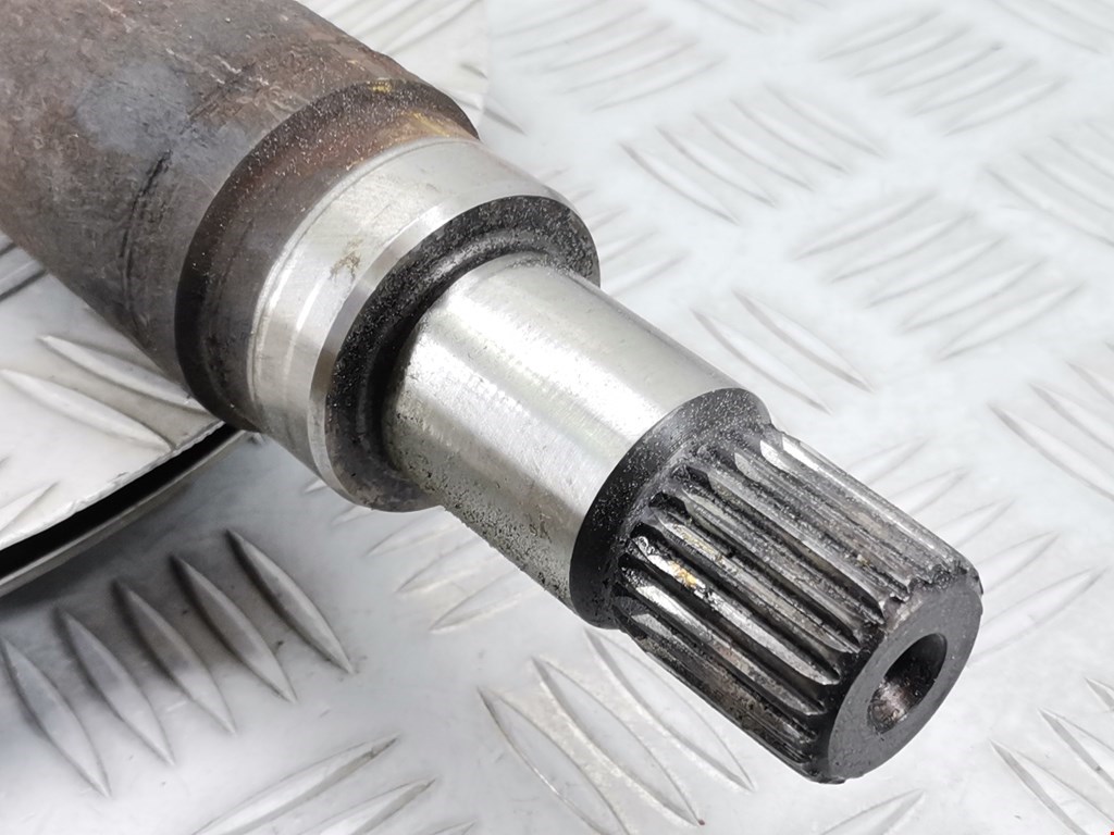 Полуось (привод, приводной вал) передняя правая FORD Fiesta 2008-2012