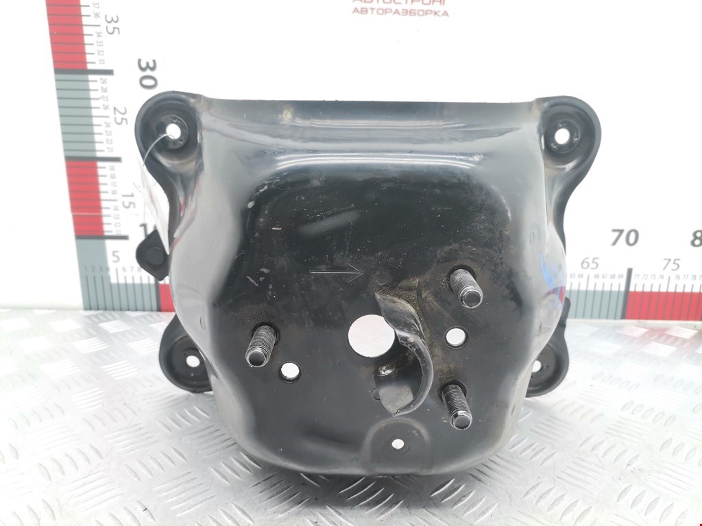 Кронштейн крепления запасного колеса TOYOTA RAV 4 XA30 2006-2012