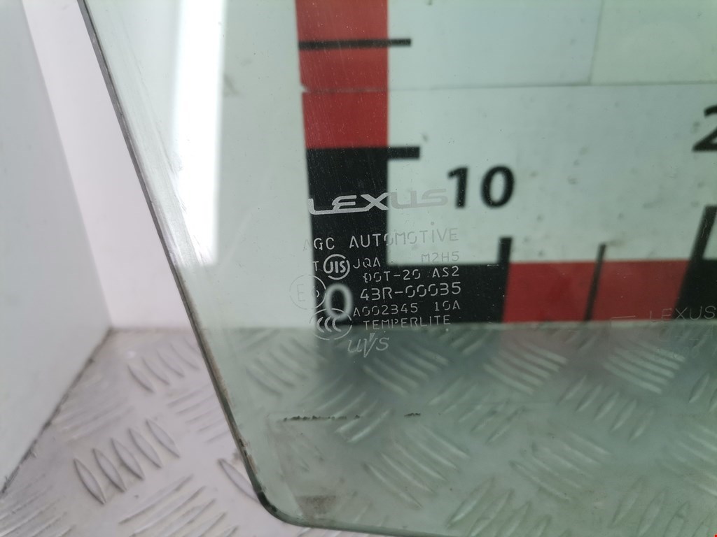 Стекло двери переднее правое LEXUS RX 300\330\350\400H 2003-2009