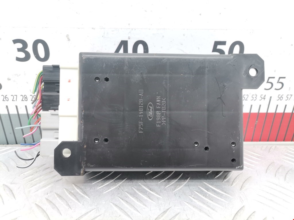 Блок управления стеклоподъемниками FORD Explorer 1995-2001