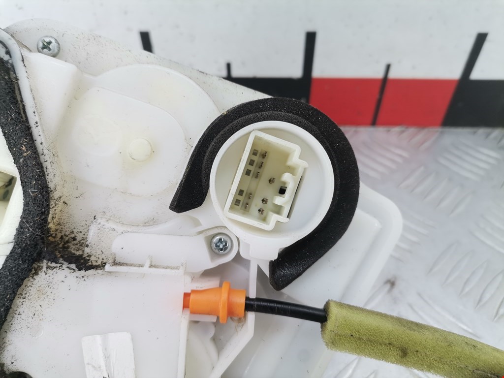 Замок двери задней левой MAZDA CX-5 2011-2017