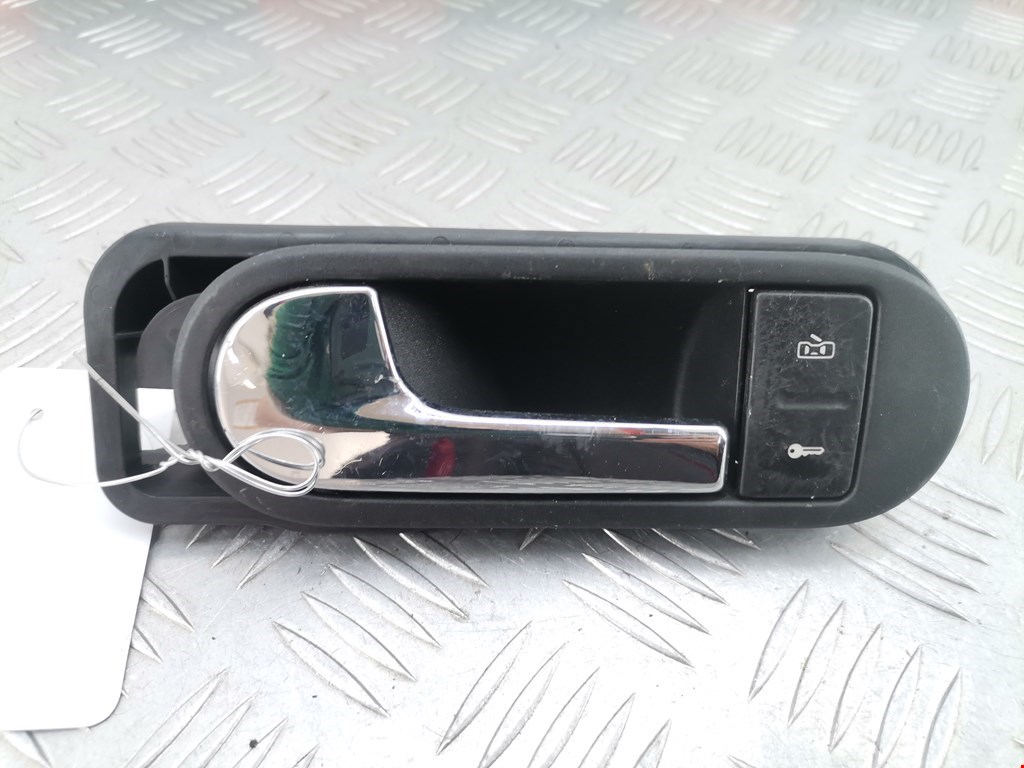Ручка дверная передняя внутренняя левая VOLKSWAGEN Golf V Plus 2004-2009