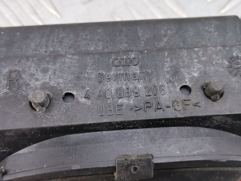 Ручка двери задней наружная правая AUDI A8 D2 1994-2002