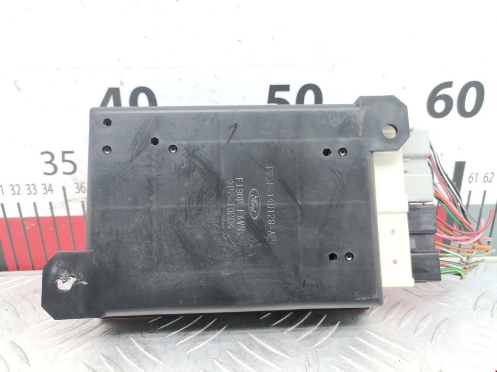 Блок управления стеклоподъемниками FORD Explorer 1995-2001