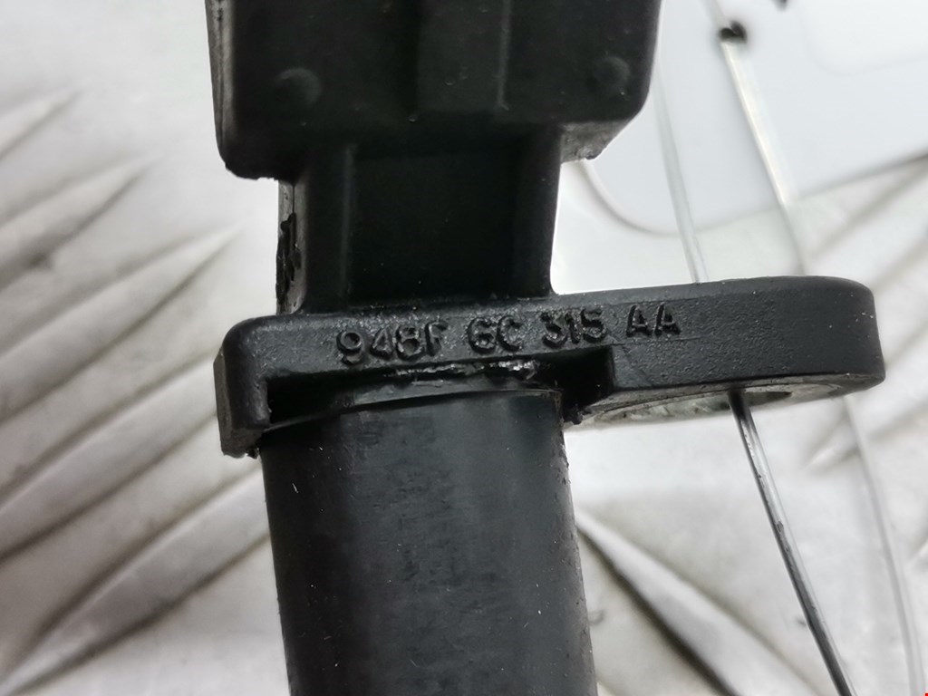 Датчик положения коленвала FORD Mondeo II 1996-2000