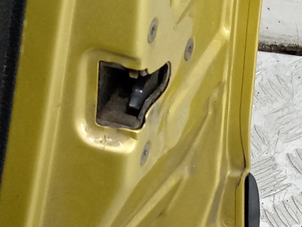 Дверь передняя правая PEUGEOT 206 1998-2012