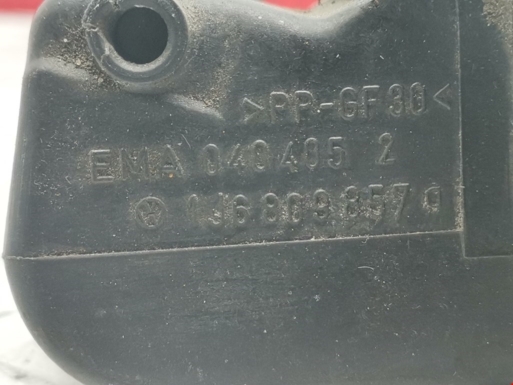 Лючок бензобака VOLKSWAGEN Golf IV 1997-2003