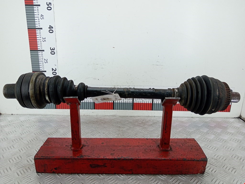 Полуось передняя правая (приводной вал шрус) Volkswagen Sharan 1 (1995-2010)