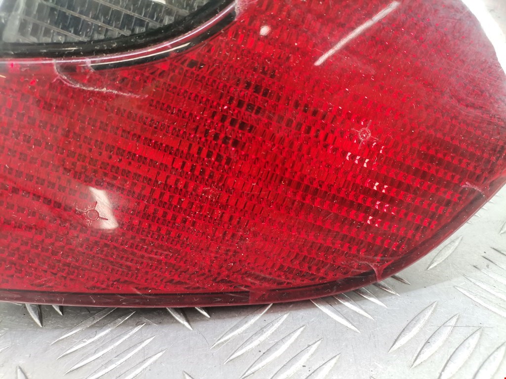 Фонарь задний внутренний правый PEUGEOT 406 1995-1999