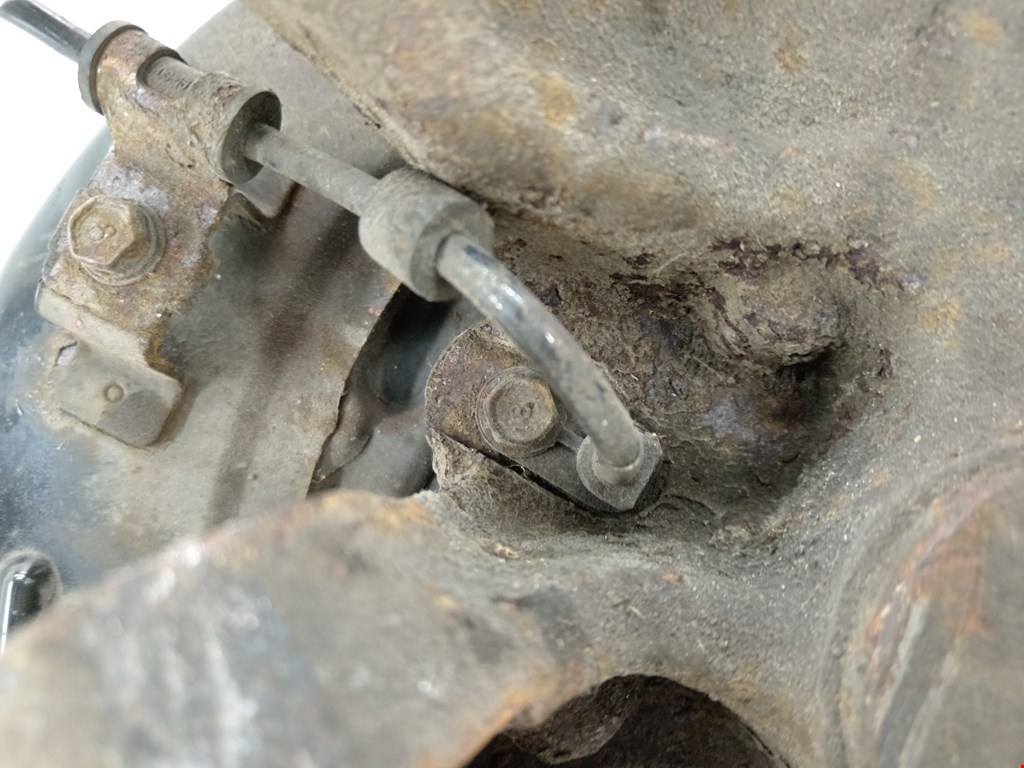 Ступица задняя левая KIA Carnival II 2006-2014