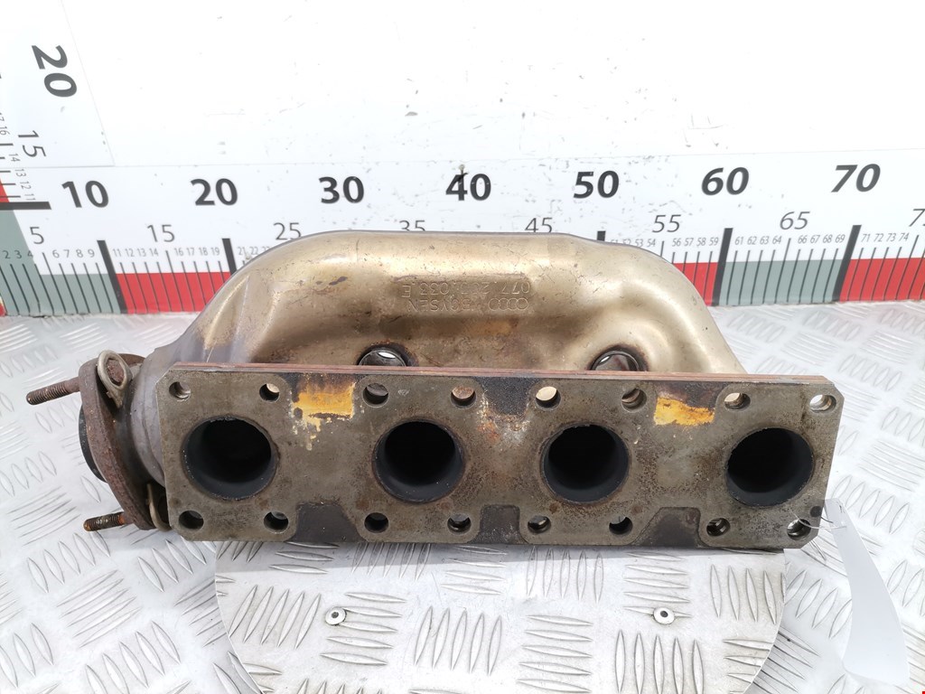 Коллектор выпускной AUDI A8 D2 1994-2002