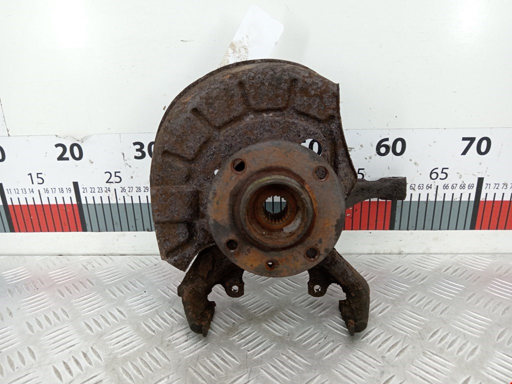 Ступица передняя правая VOLKSWAGEN Golf III 1991-1997